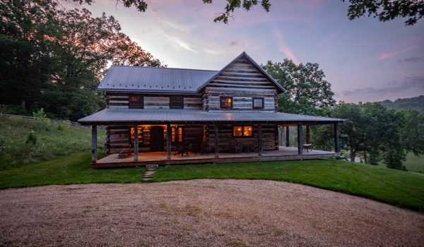 Farm & Ranch with Log Homes For Sale in Benton County